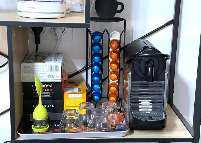 Apartment Center: View Retreat With Mountain Panorama