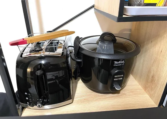 T2 Climatisé, Wifi, Centre-ville, à Proximité Plage, Commerces, Taxi&gare, Vue Plage&montagne Appartement Calvi (Corsica)